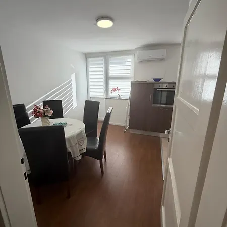 Apartman Diste